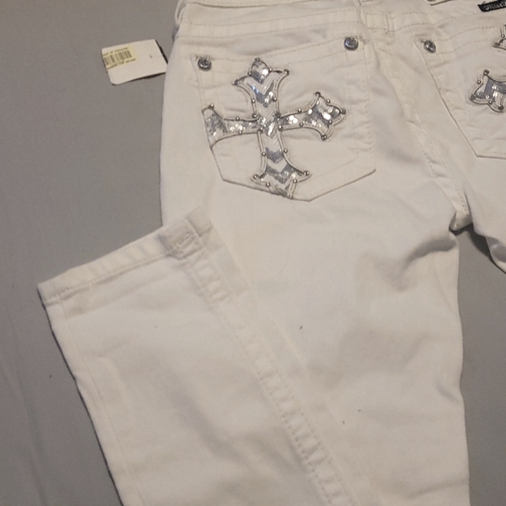 Miss Me white skinny jeans